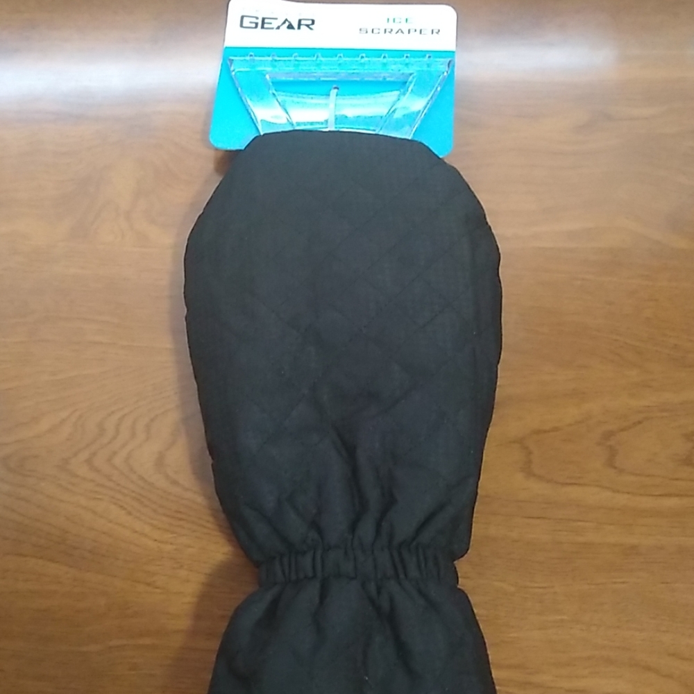 Travel Gear ice scraper